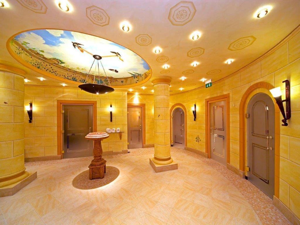 Trip Inn Hotel Der Adelshof Σβέμπις Χαλ Εξωτερικό φωτογραφία