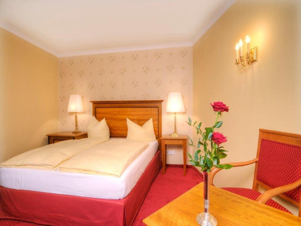 Trip Inn Hotel Der Adelshof Σβέμπις Χαλ Εξωτερικό φωτογραφία
