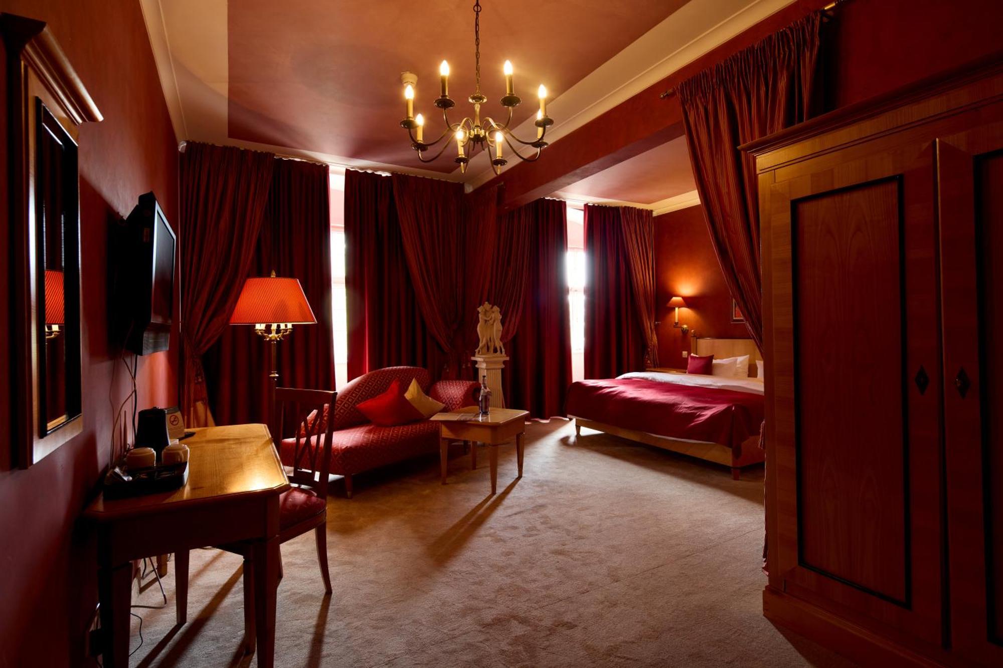 Trip Inn Hotel Der Adelshof Σβέμπις Χαλ Εξωτερικό φωτογραφία