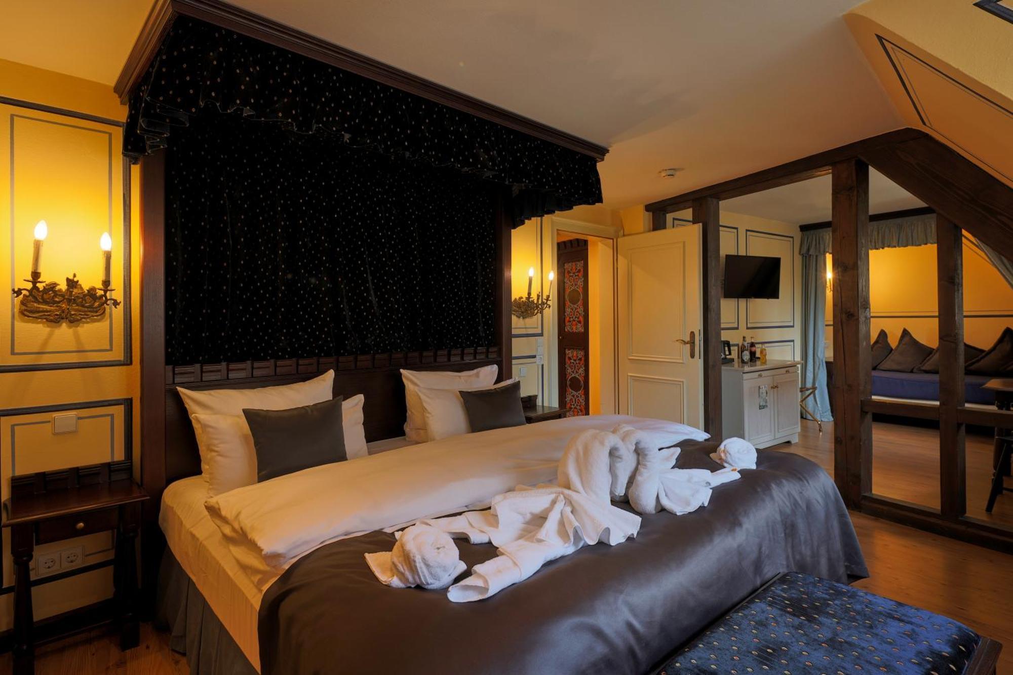 Trip Inn Hotel Der Adelshof Σβέμπις Χαλ Εξωτερικό φωτογραφία