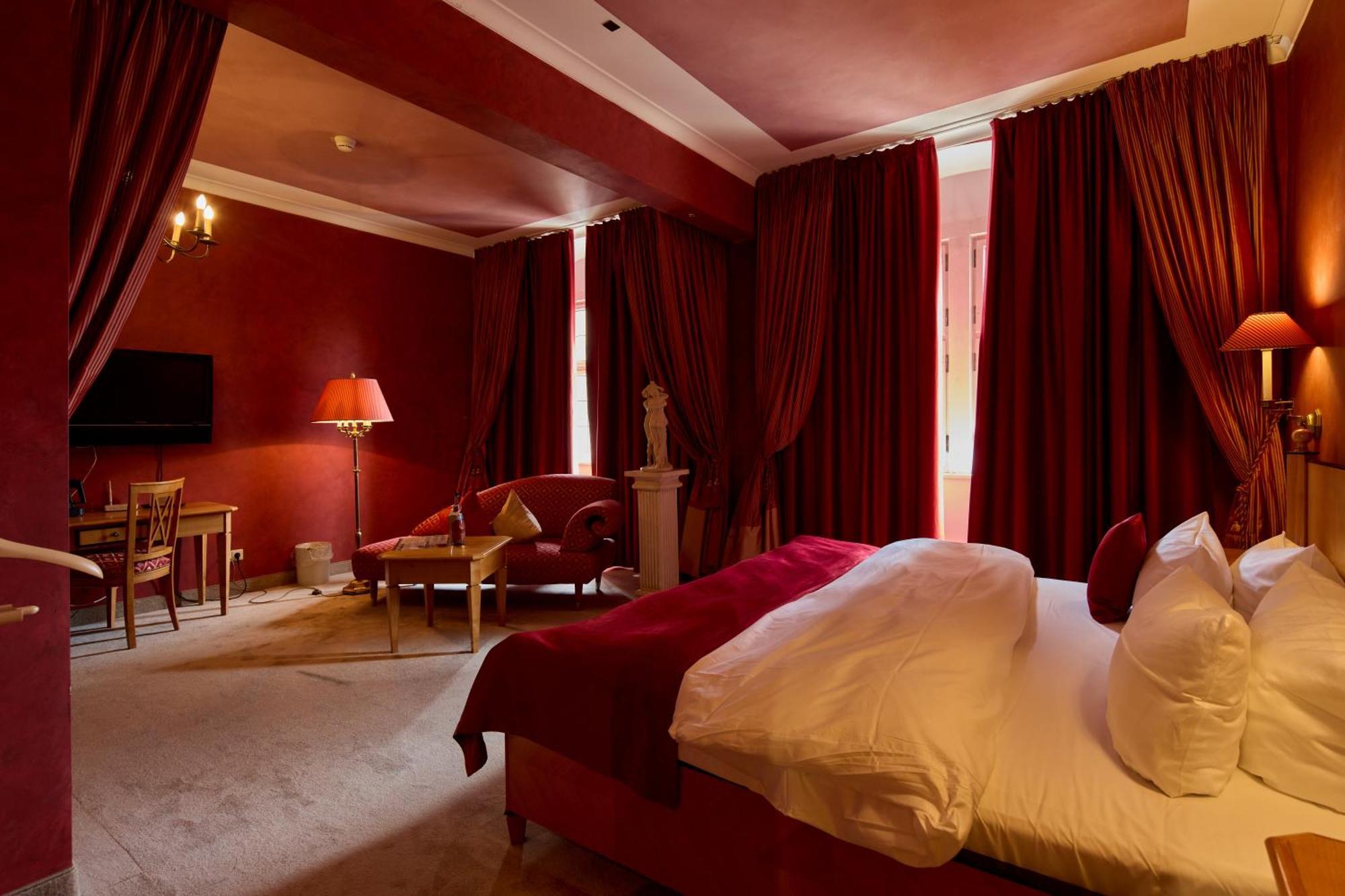 Trip Inn Hotel Der Adelshof Σβέμπις Χαλ Εξωτερικό φωτογραφία