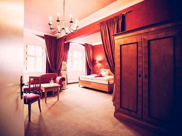 Trip Inn Hotel Der Adelshof Σβέμπις Χαλ Εξωτερικό φωτογραφία
