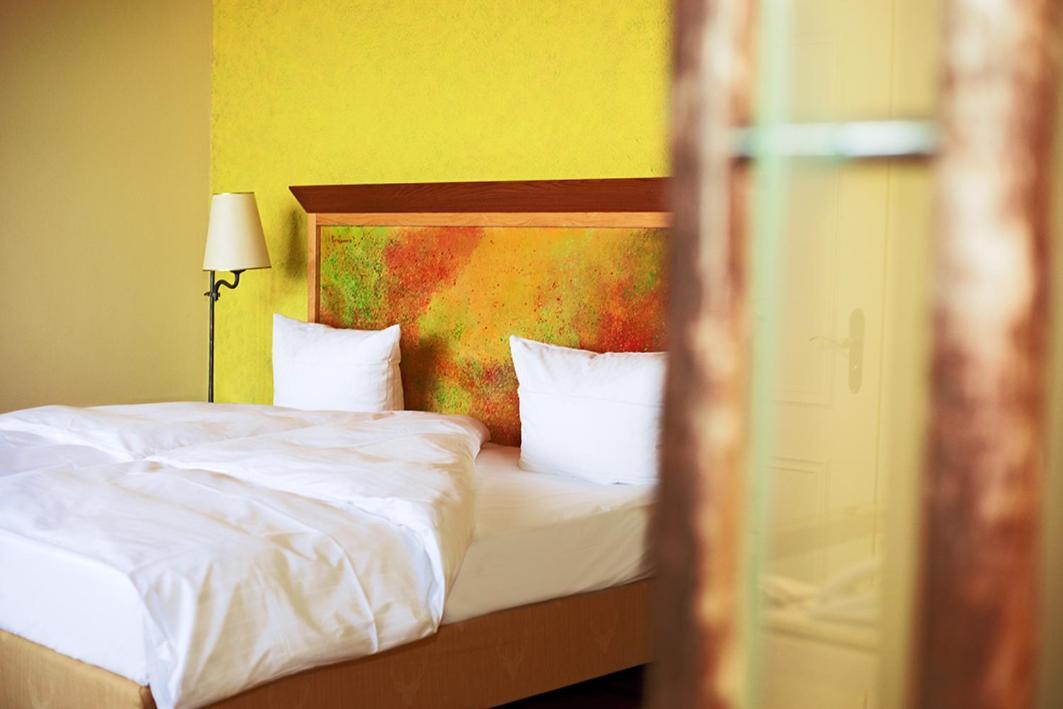 Trip Inn Hotel Der Adelshof Σβέμπις Χαλ Εξωτερικό φωτογραφία