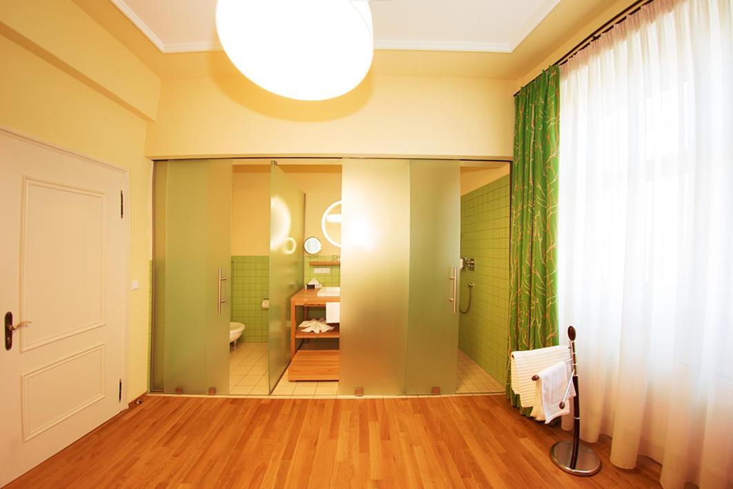 Trip Inn Hotel Der Adelshof Σβέμπις Χαλ Εξωτερικό φωτογραφία